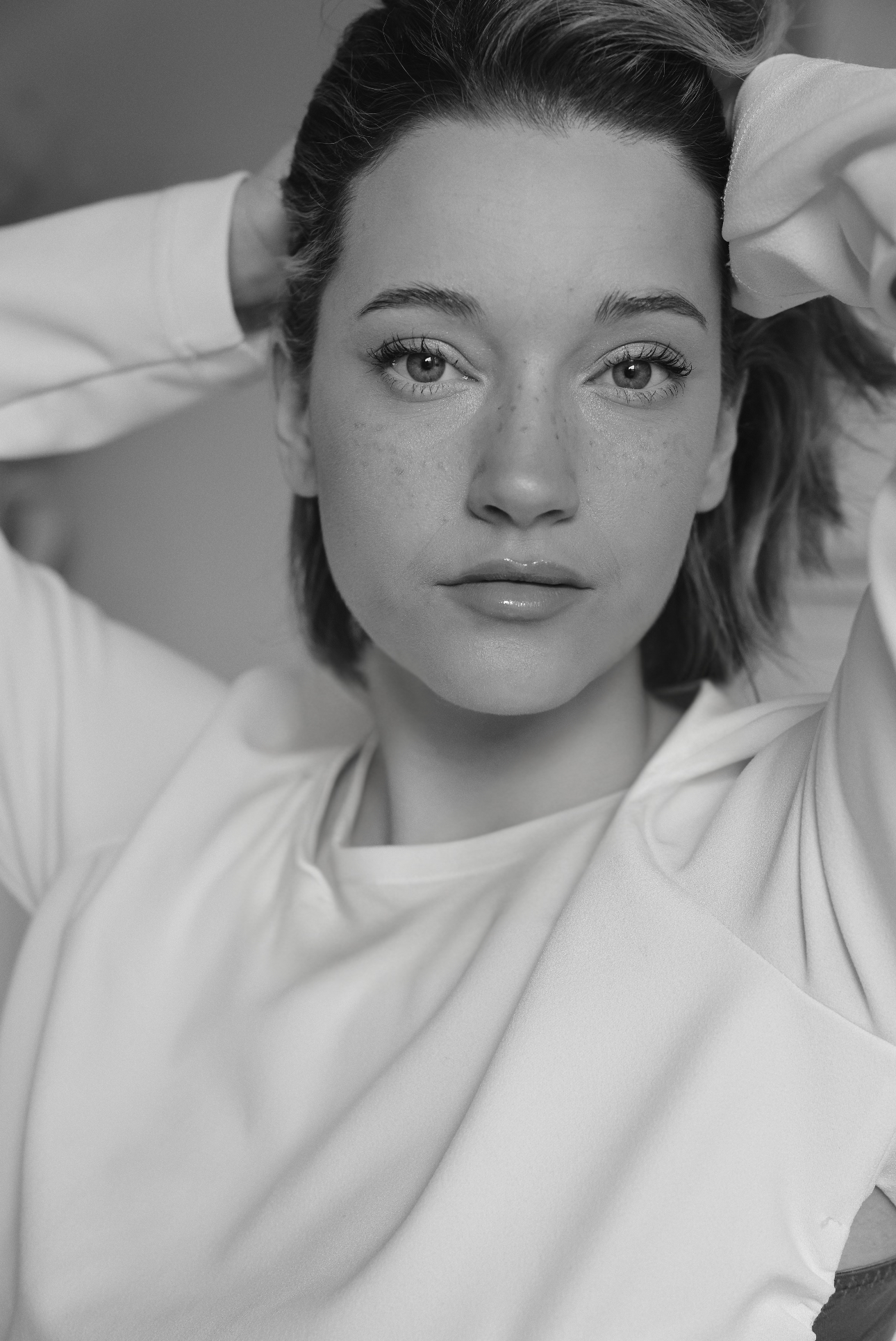 Sesión de mujer en el estudio de Casitacora Fotografías